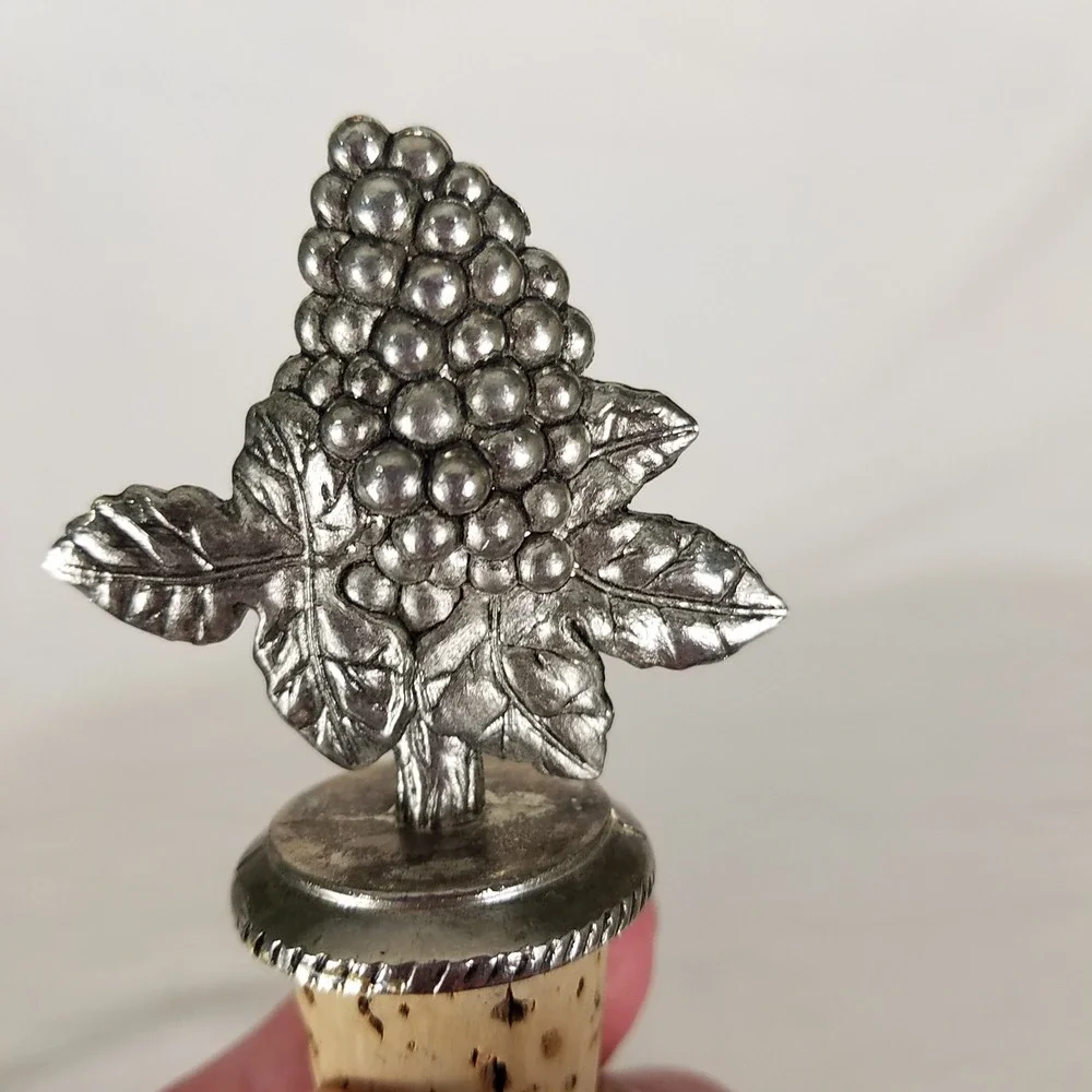 Wine Bottle Stopper Silver New Grape Cluster leaves Metal Cork barware Tuscan